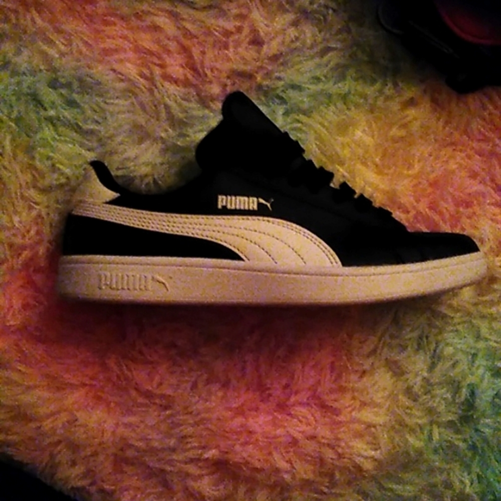 Puma sneakers